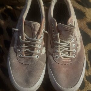 Vans Men’s Chima Ferguson Sydney pink and white suede pro skate shoes size 10